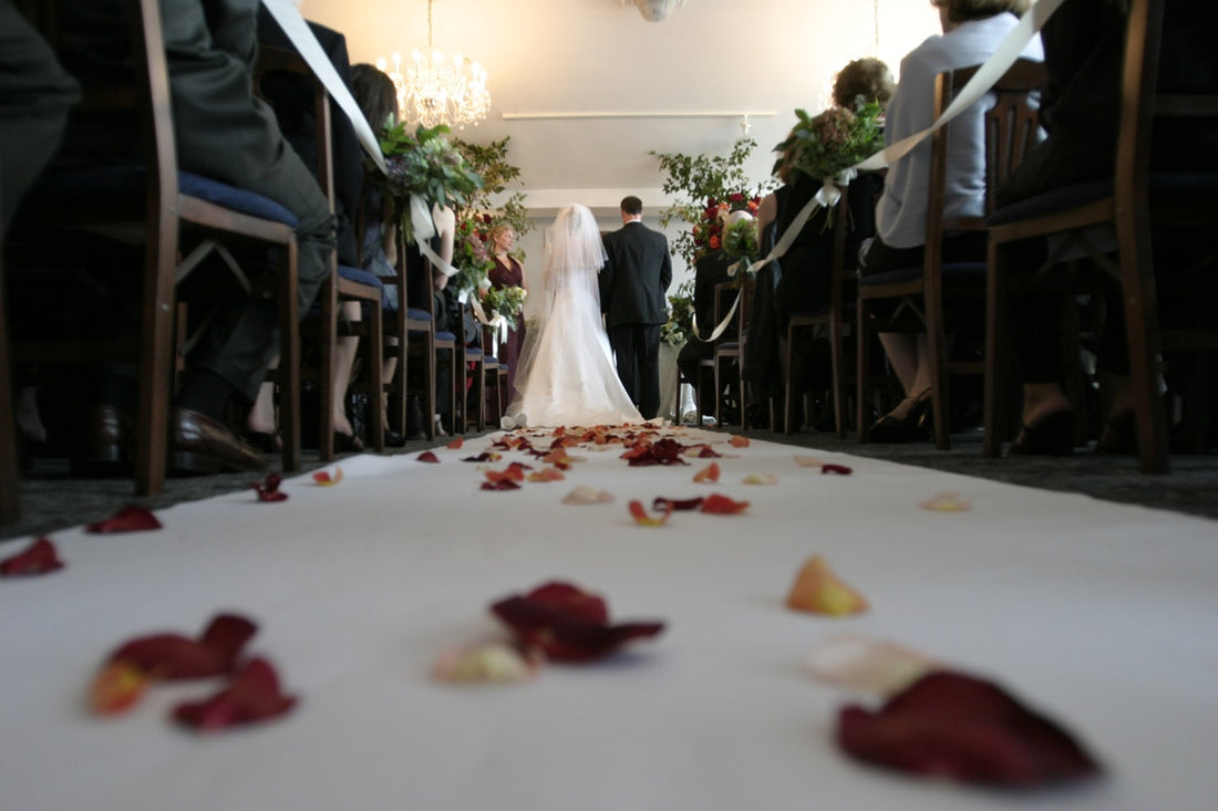 What Goes Into Wedding Arrangements