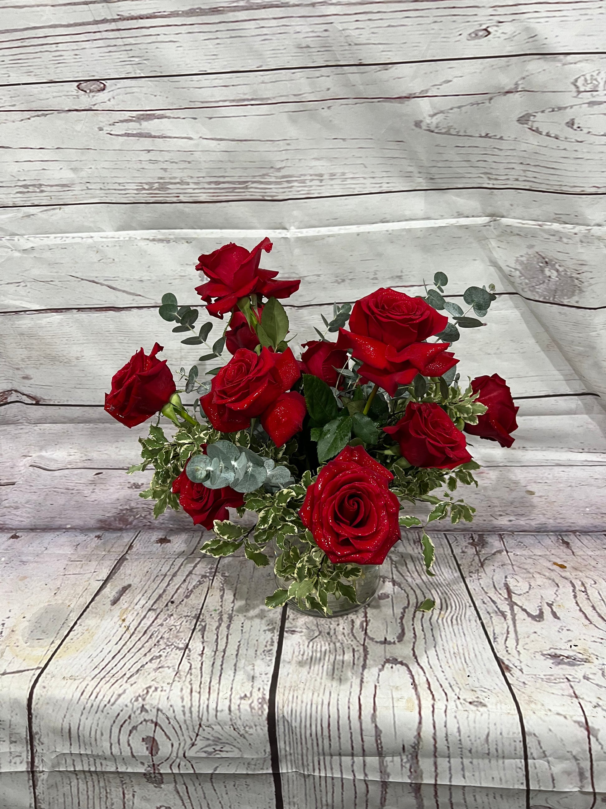 48 Rd Roses Short Stem Modern Short Stem Dozen Roses – The Garden of Eden Flower Shop
