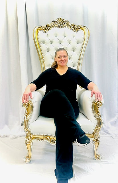 Throne Chair Rental